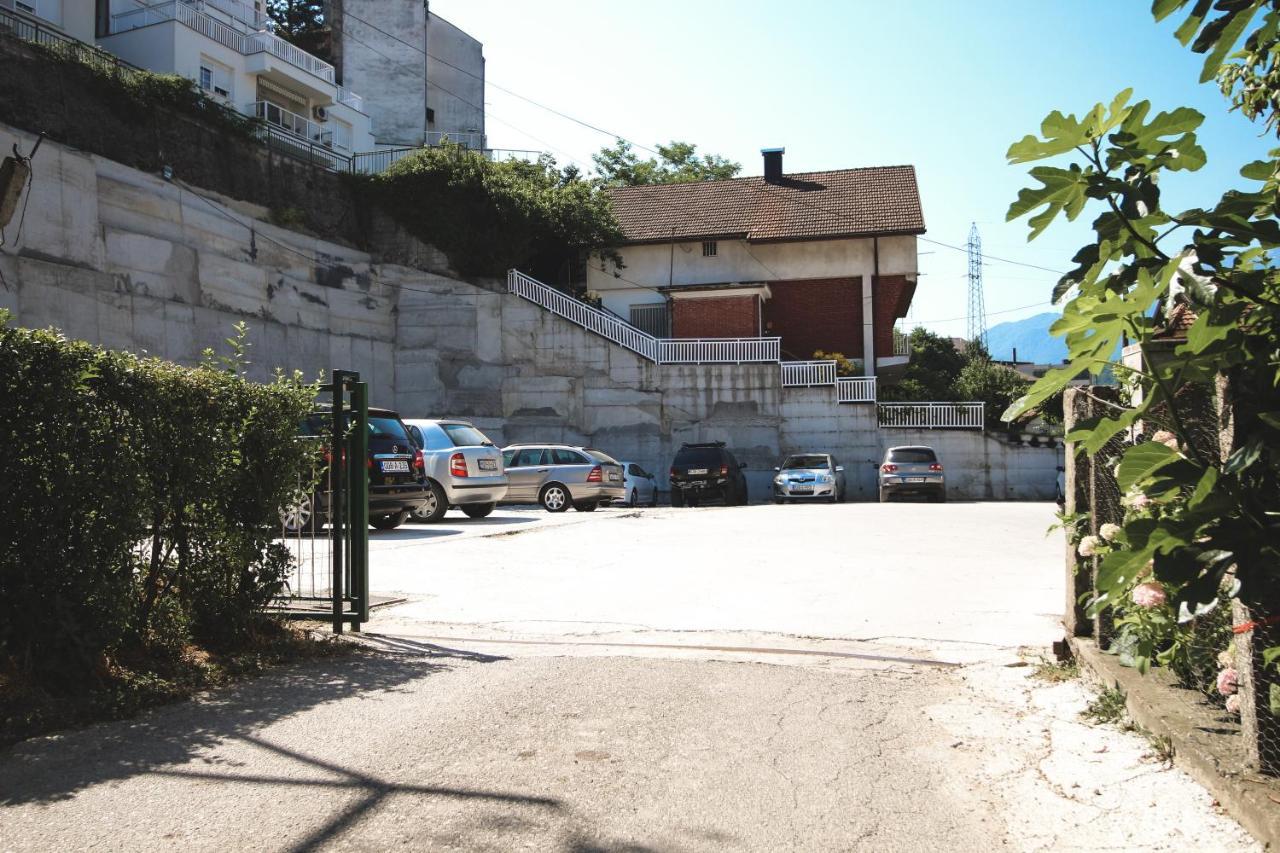 Hotel Oaza コニツ エクステリア 写真