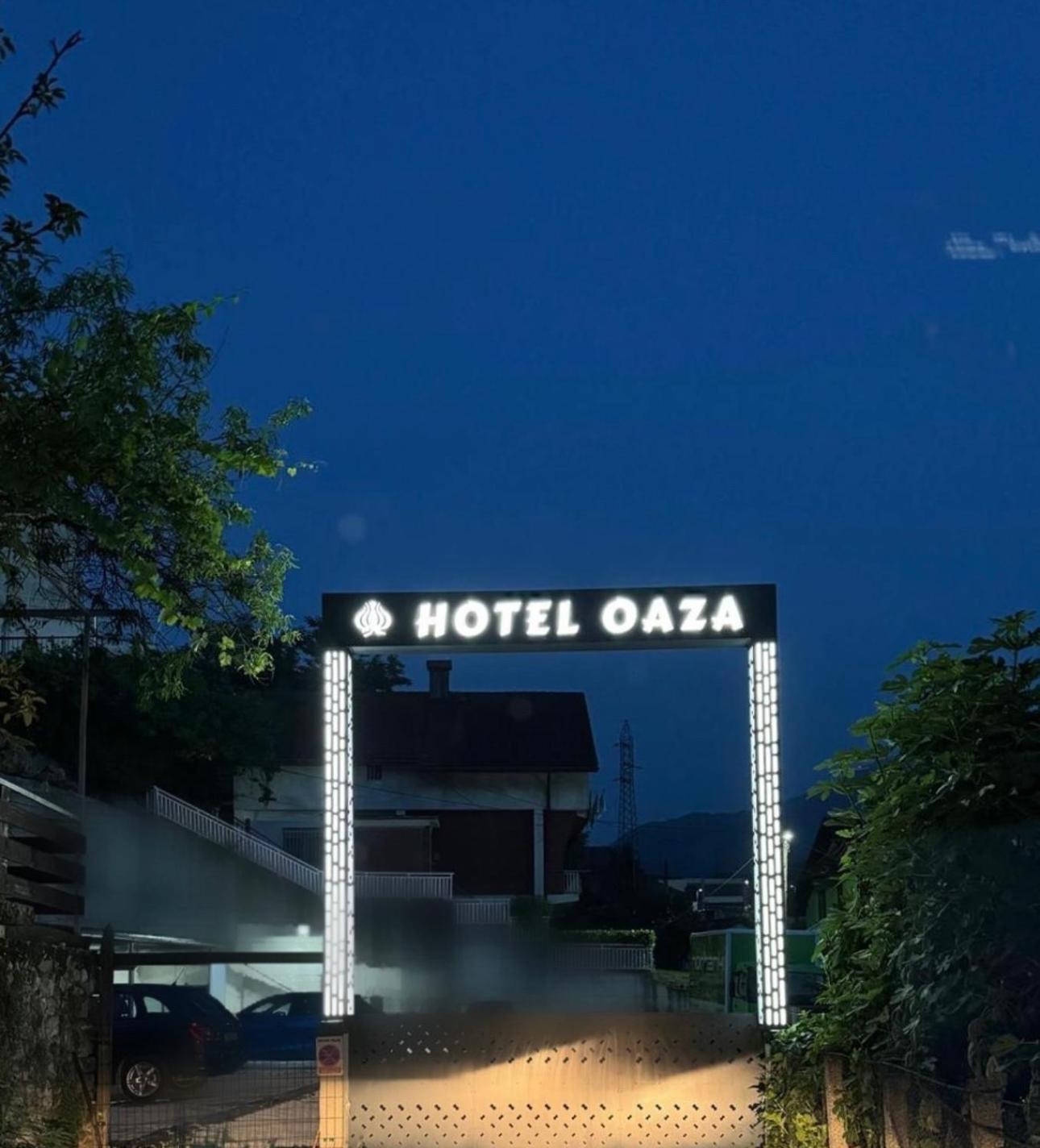 Hotel Oaza コニツ エクステリア 写真