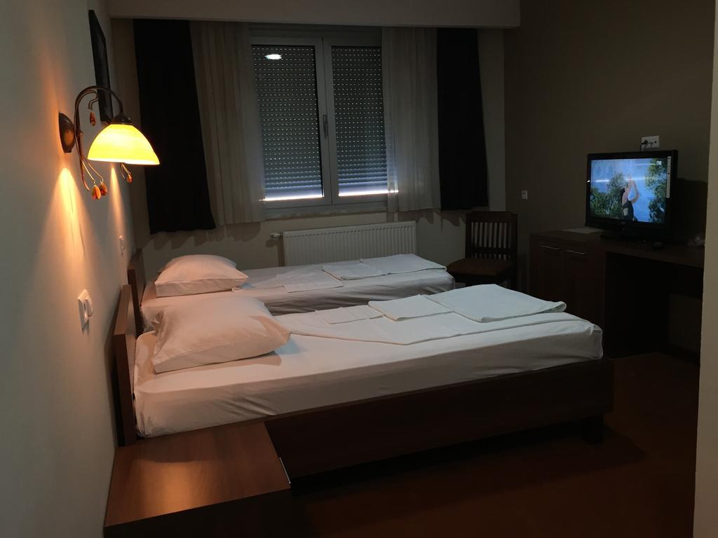 Hotel Oaza コニツ エクステリア 写真